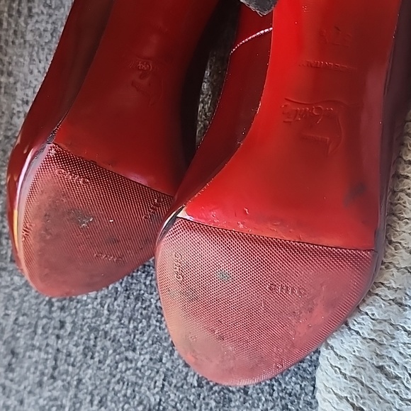 Christian Louboutin, You You peep toe - Picture 10 of 12